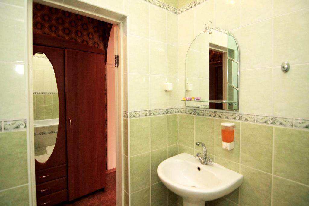 Admiral Hotel Skadovsʼk Cameră foto